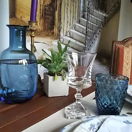 La Bourgogne En Frühstückspension 3*