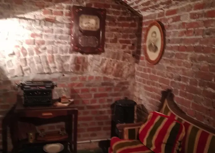 La Bourgogne En Bed & Breakfast 4*