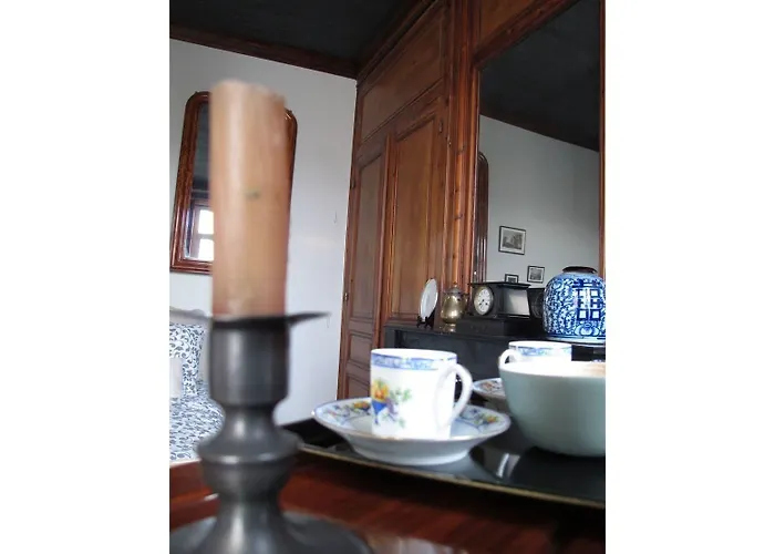 Oda ve Kahvaltı La Bourgogne En 4*