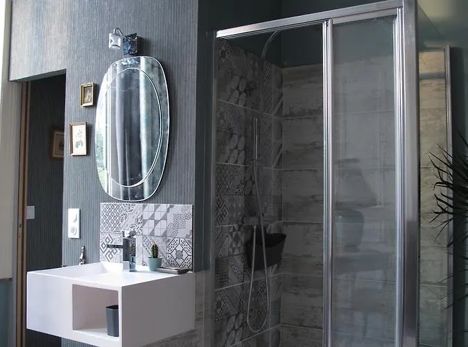 Oda ve Kahvaltı La Bourgogne En Lille